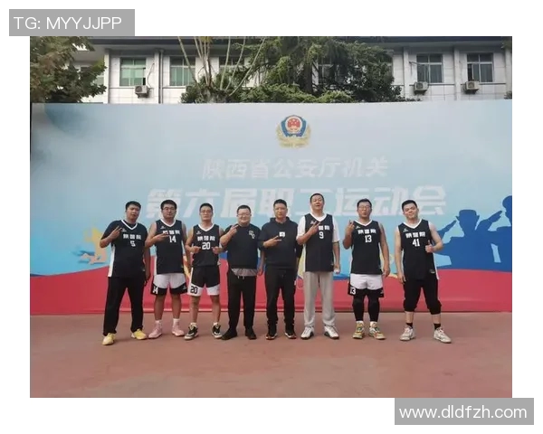 深圳篮球队在篮球团队协作排行榜中荣获第七名展现出色团队精神与默契配合
